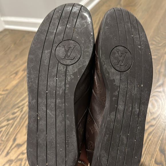 Louis Vuitton Sneaker - Picture 5 of 11